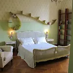 Fiera Del Mare Bed & Breakfast
